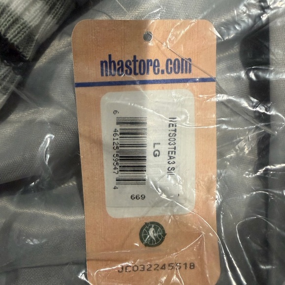 Brooklyn Nets Gray Varsity Jacket NBA Store - Picture 2 of 4